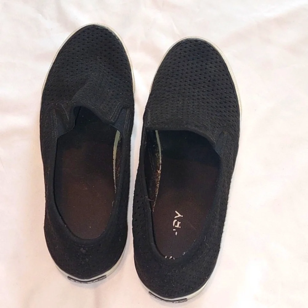 Sperry Black Tennis Shoes .Good Used Condition. Size 9